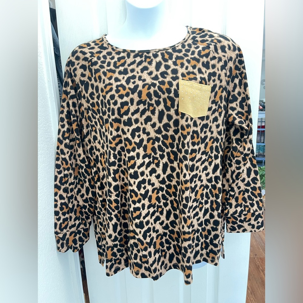 Quacker Factory Leopard Shirt